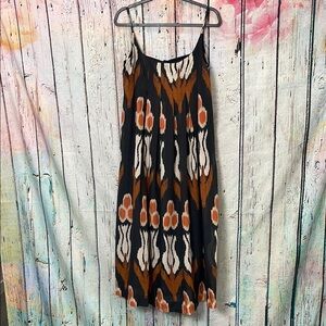 Stylish Black and Orange Patterned Dress